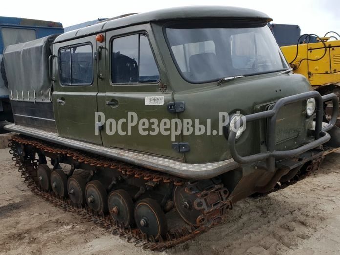 uaz-buhanka-zvm-2411gp-1-696x522-1